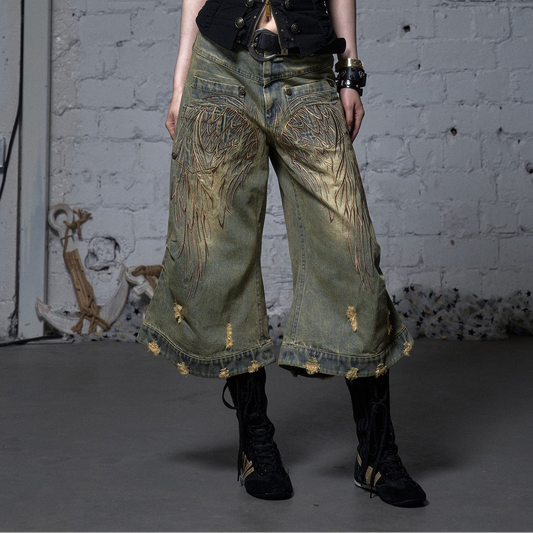 Embroidery Wing Washed Wide Leg Denim Half Jeans NA8970