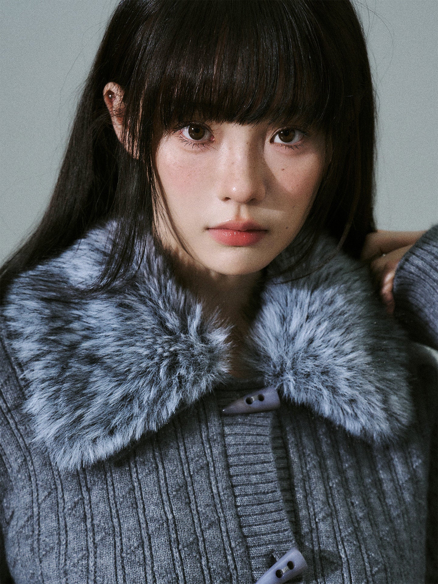 Slim Detachable Fur Collar Horn Button Sweater Jacket NA8790