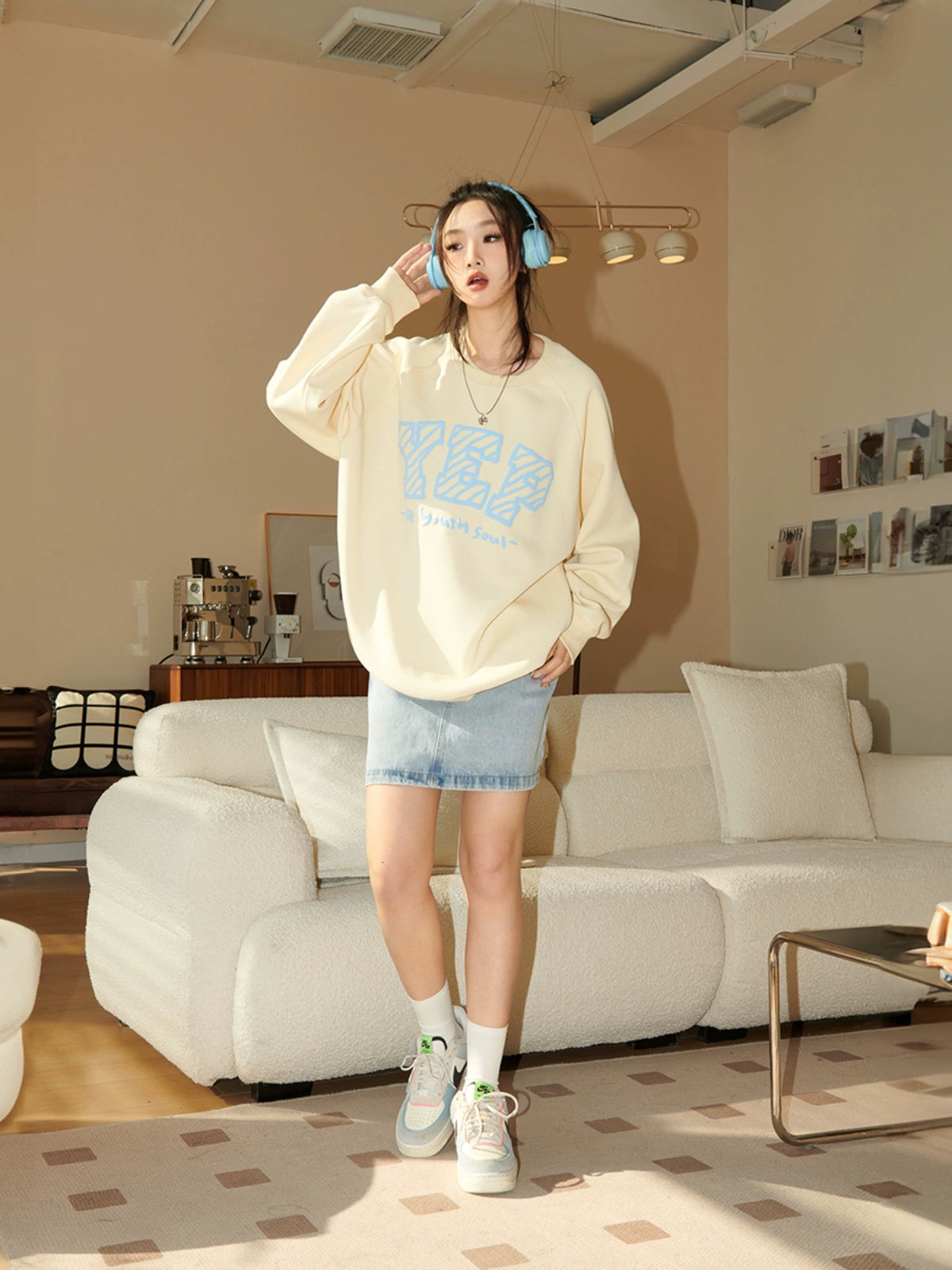 Retro Foam Print Oversized Sweatshirt NA2677