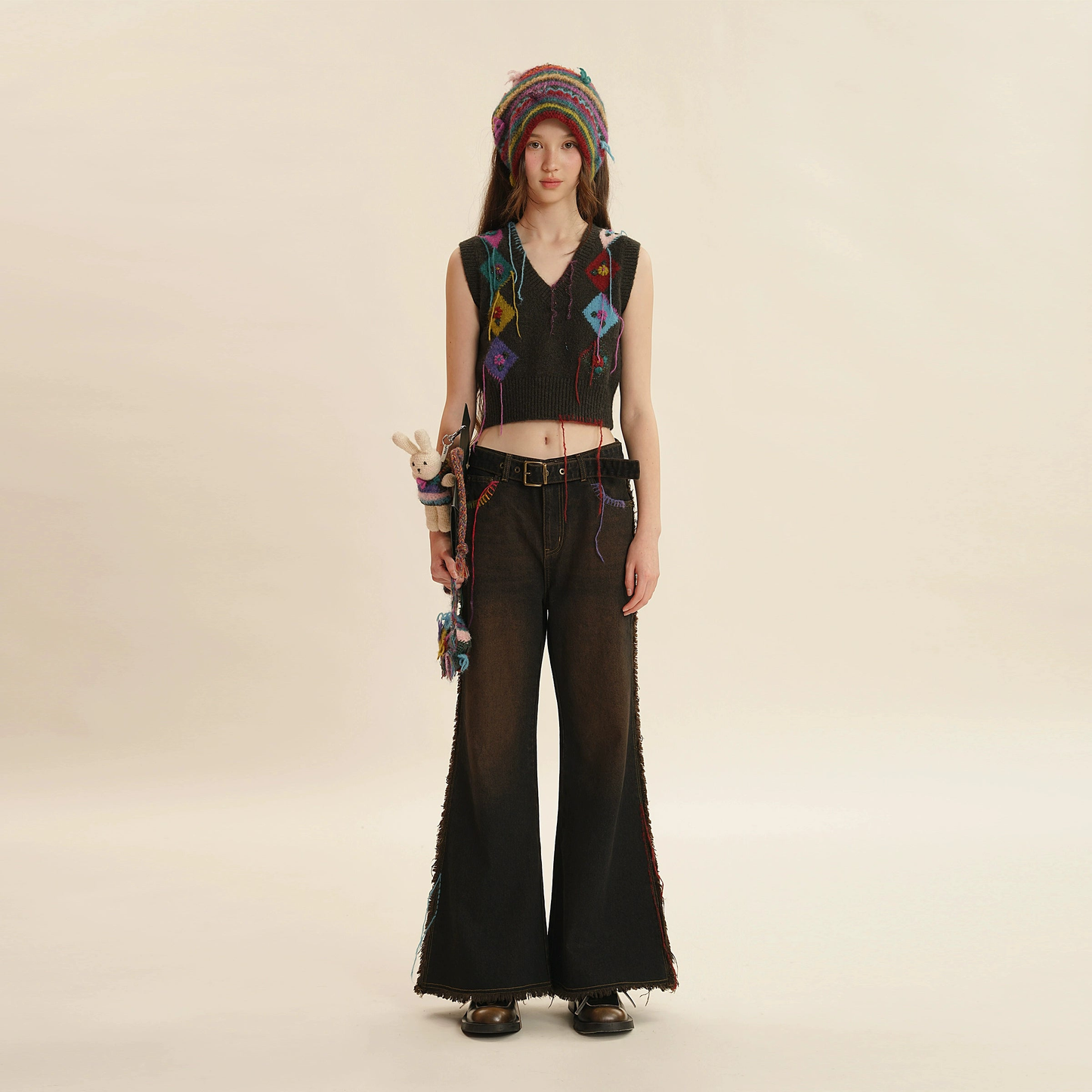 Diamond Patterned Flower Colored Thread Tassel Knitted Vest NA1627