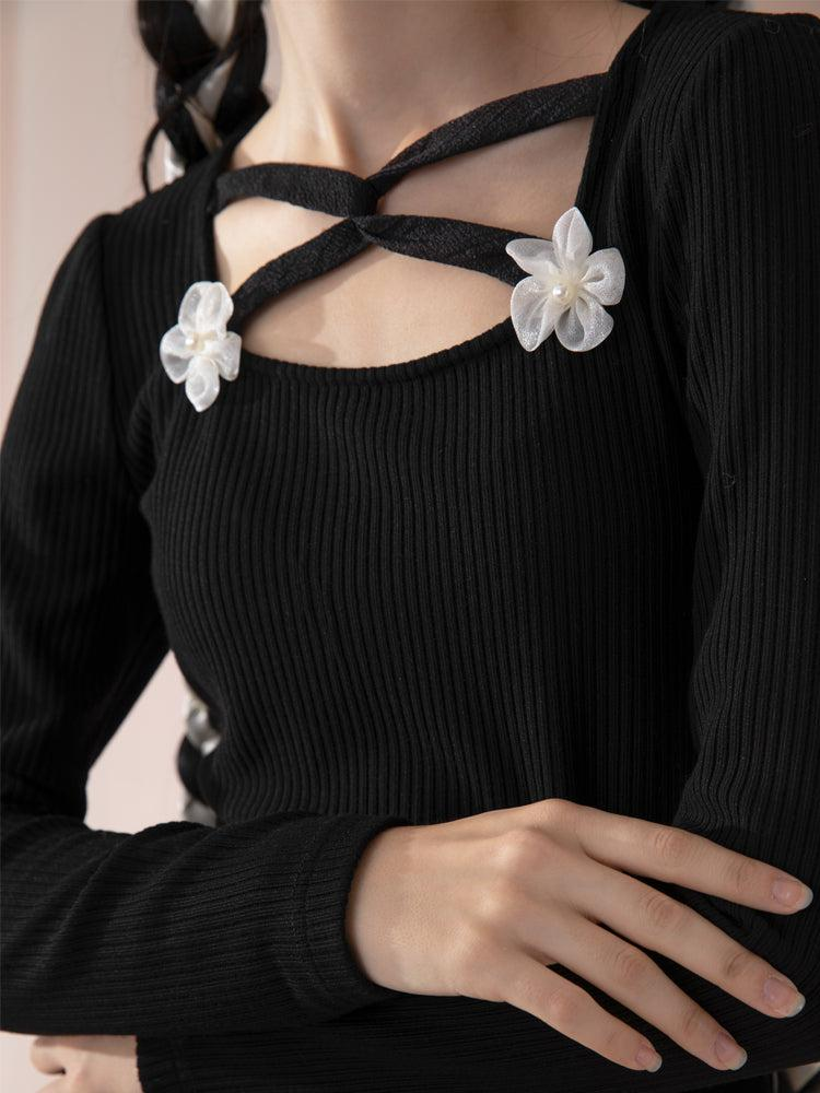 Neckline Cross Flowers Knit Top WNW1245