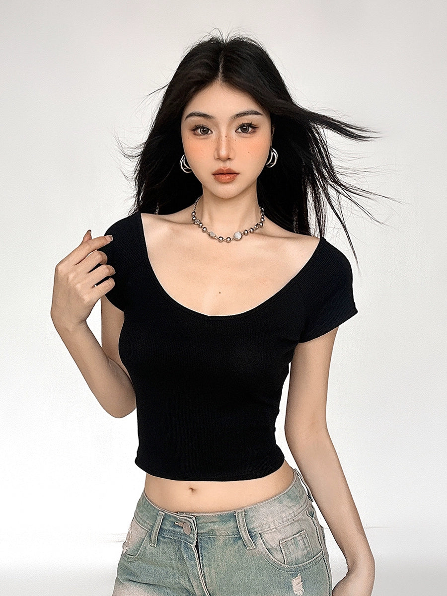 Cropped Round Neck Short Sleeve T-shirt NA4518