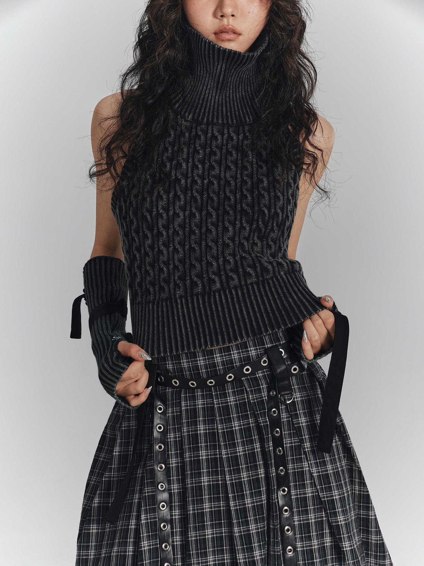 High-Neck Sleeveless Lace-Up Backless Knit Sweater & Arm Warmers NA8908