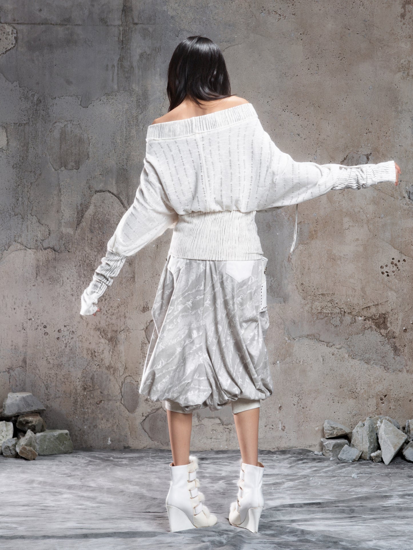 Floral Off-Shoulder Knit Sweater NA8360