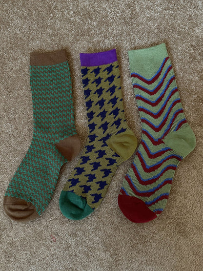 Houndstooth Geometric Stripe Pattern Mid Calf Socks NA9181