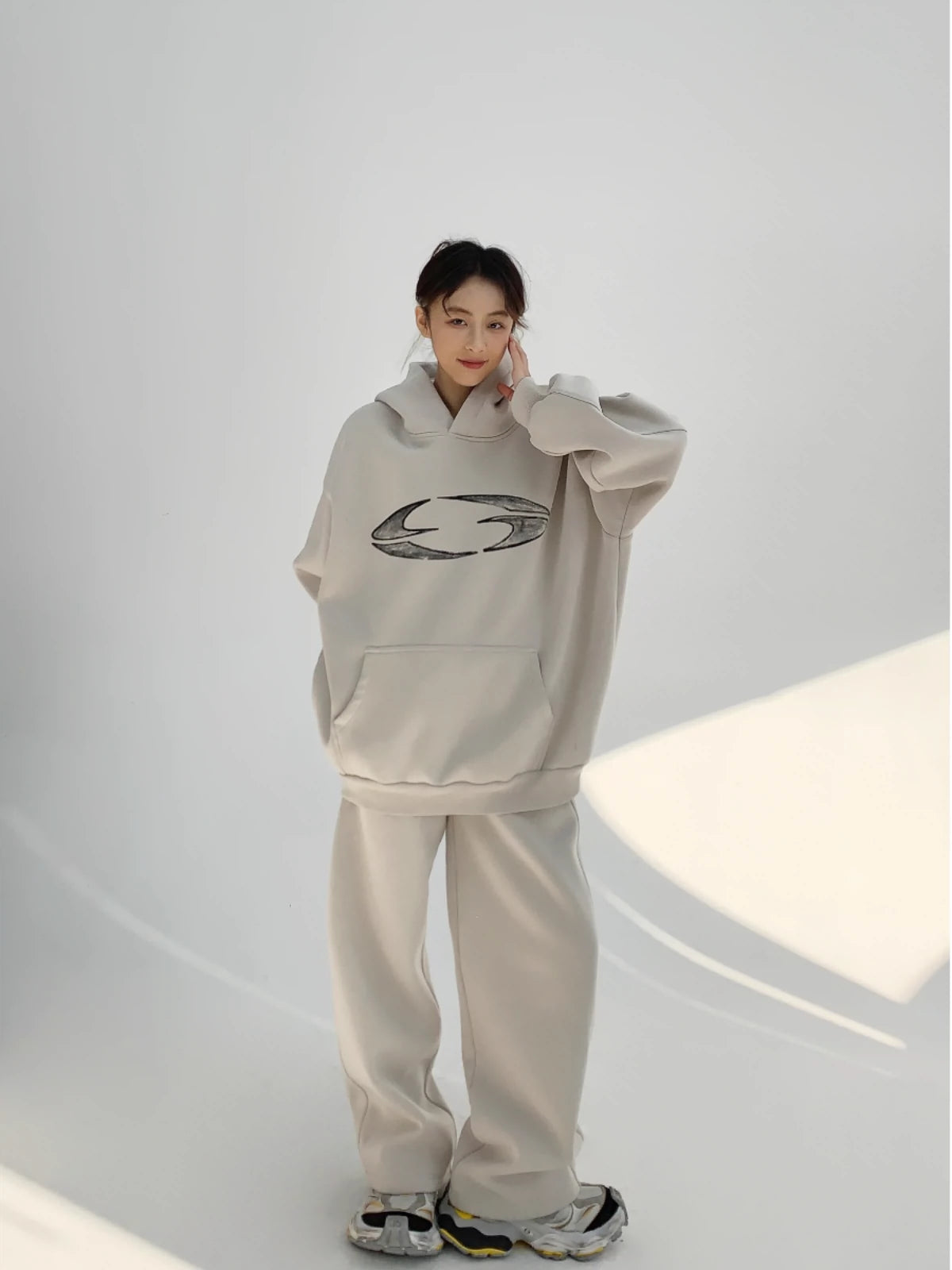 Oversize Print Hoodie & Wide-elg Sweatpants Setup NA2814