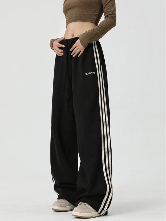 Three Bar Embroidery Sweatpants NA2794