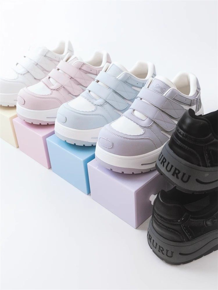 Sweet Lace Thick Sole Sneakers NA8472