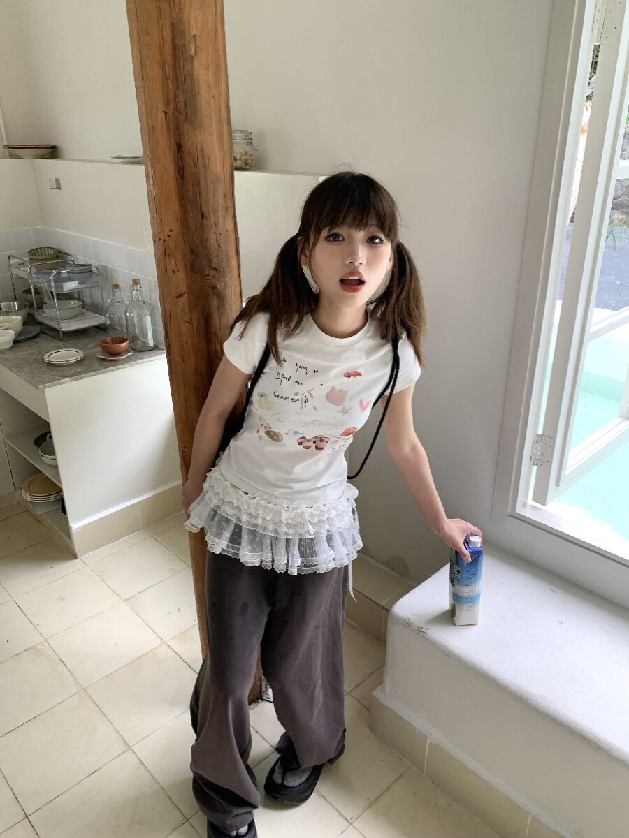 Graphic Rhinestone Short Sleeve T-Shirt NA9283
