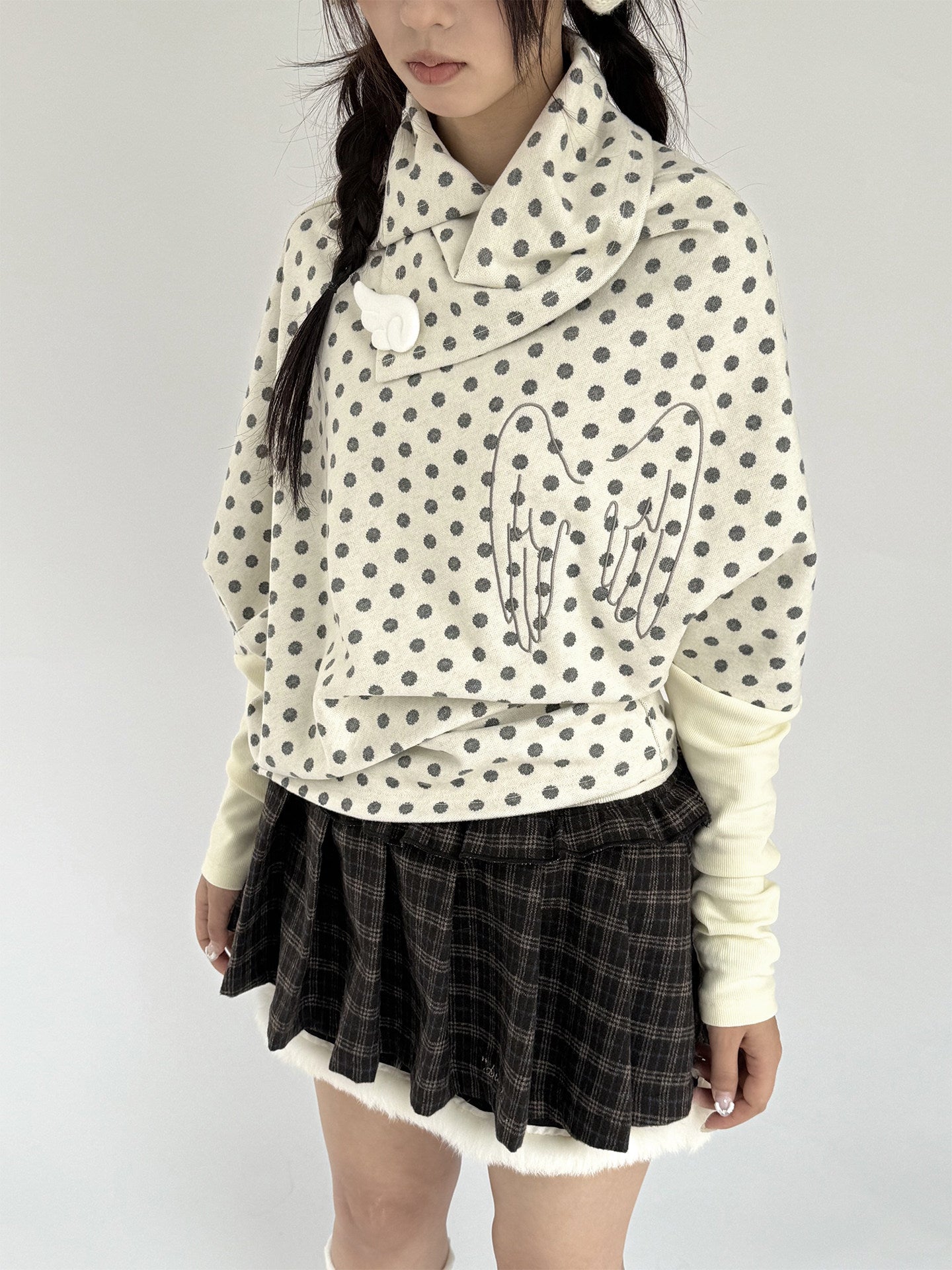 Asymmetric Polka Dot Fitted Long Sleeve T-Shirt NA9293