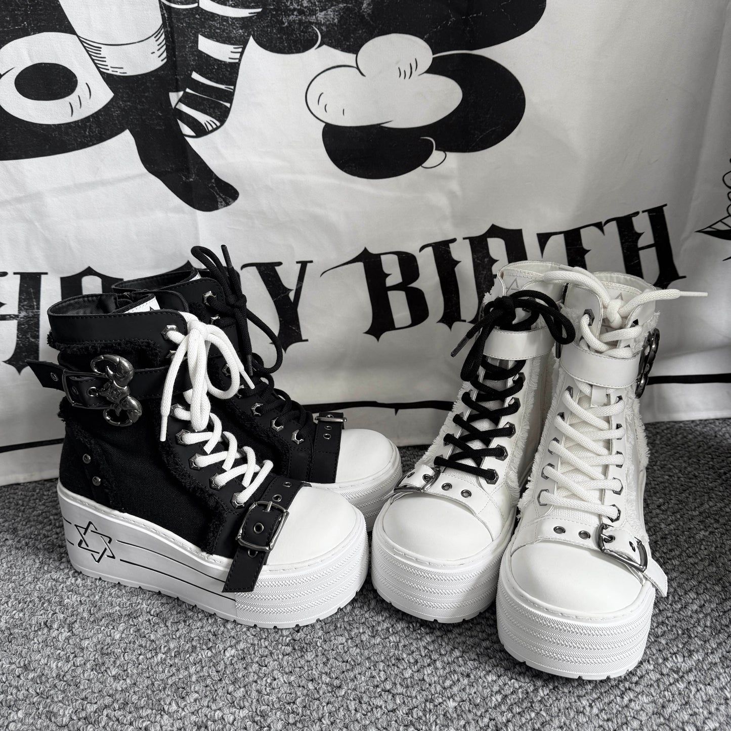 Punk Canvas Platform Sneaker Boots NA8478