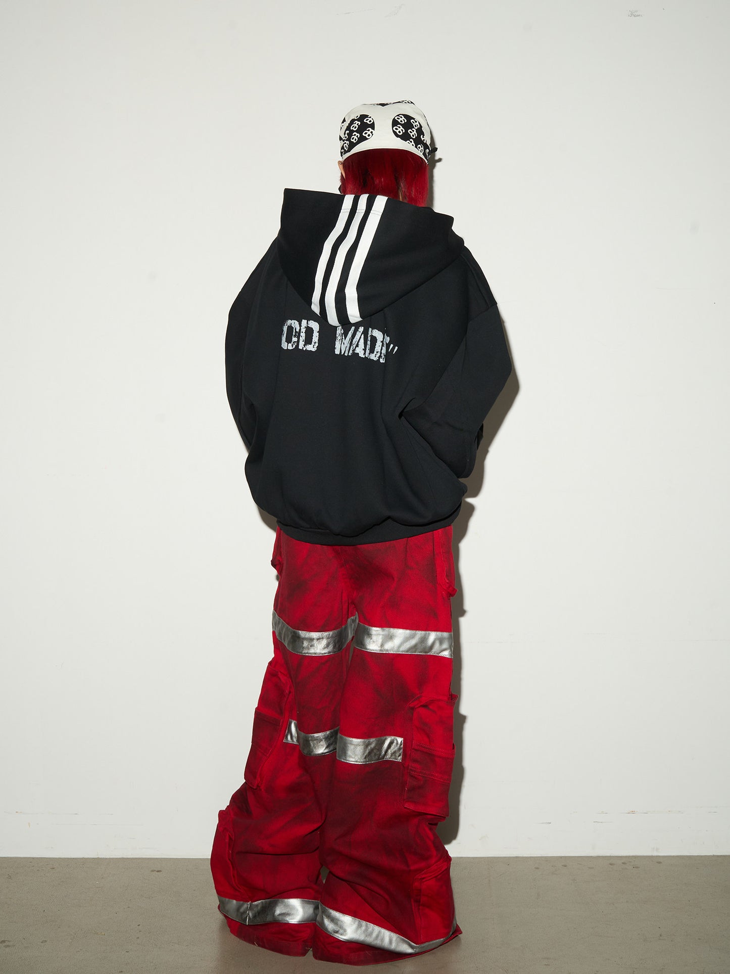 Short V-neck Pullover Hoodie NA9042