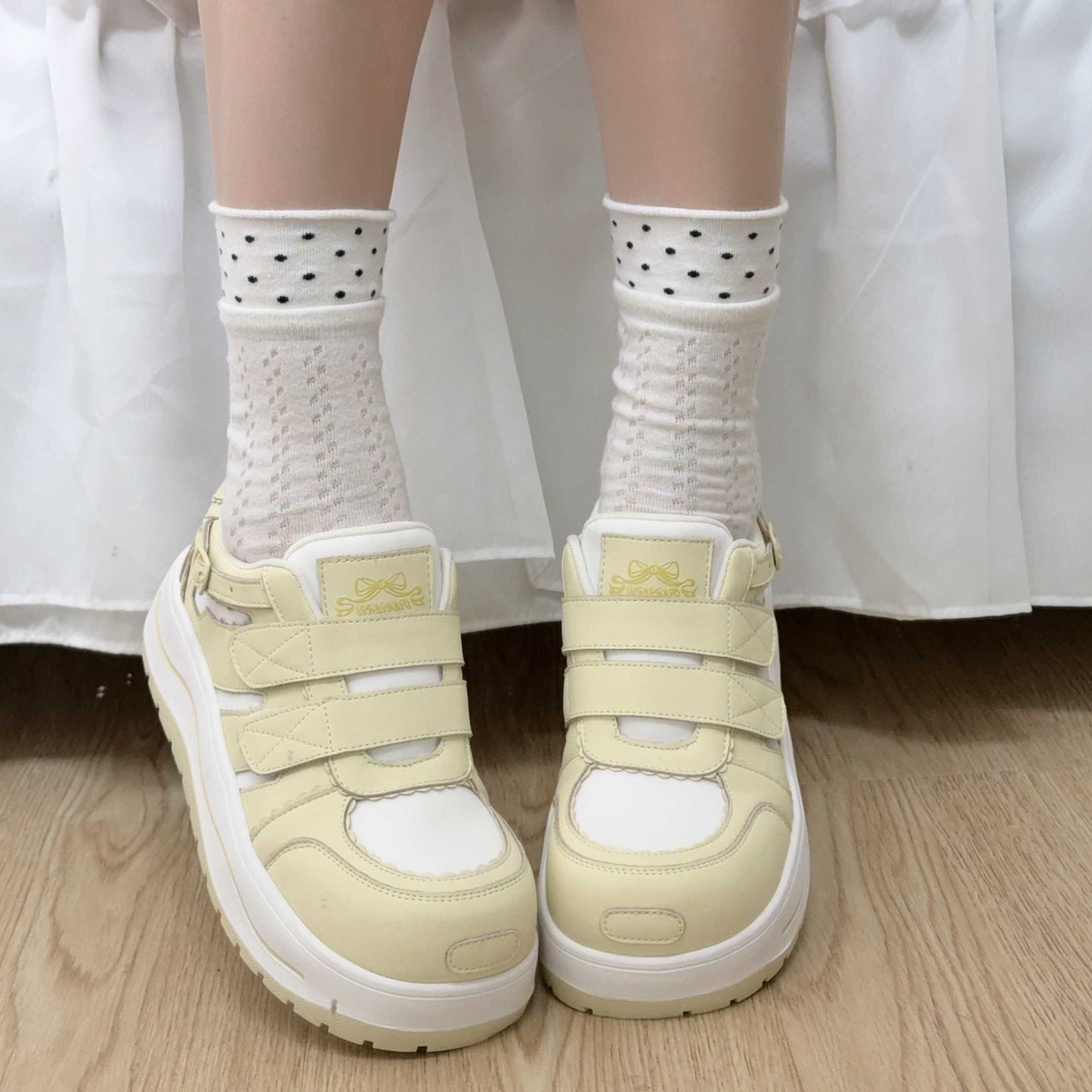 Sweet Lace Thick Sole Sneakers NA8472