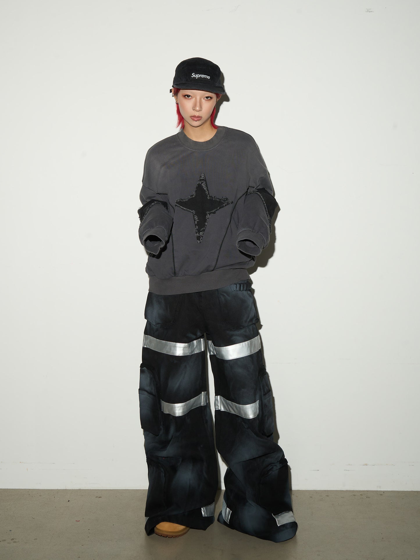 Star Damage Panel Sweatshirt  NA9081