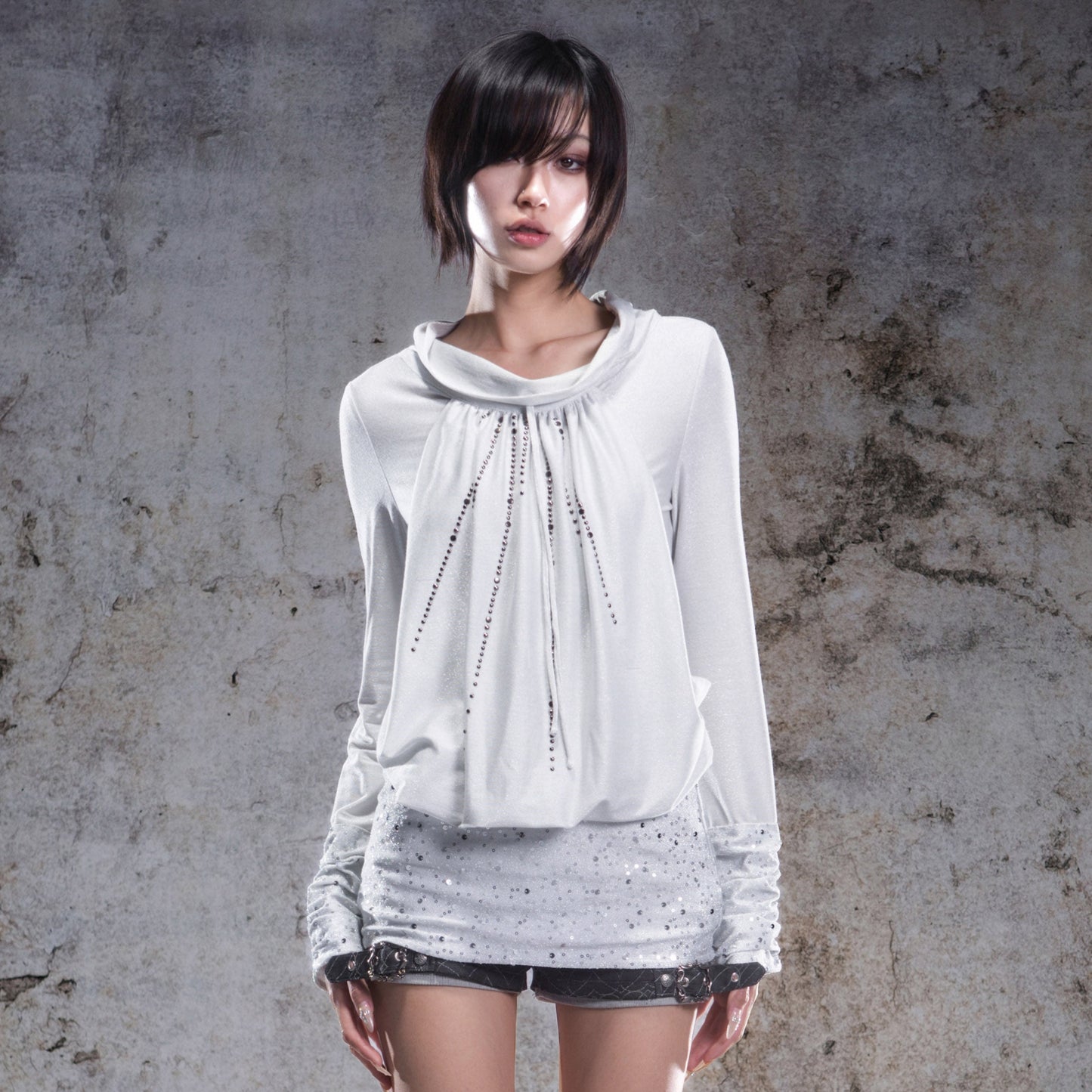 Original 2-Way Pullable Neck Gothic Style Blouse NA8359