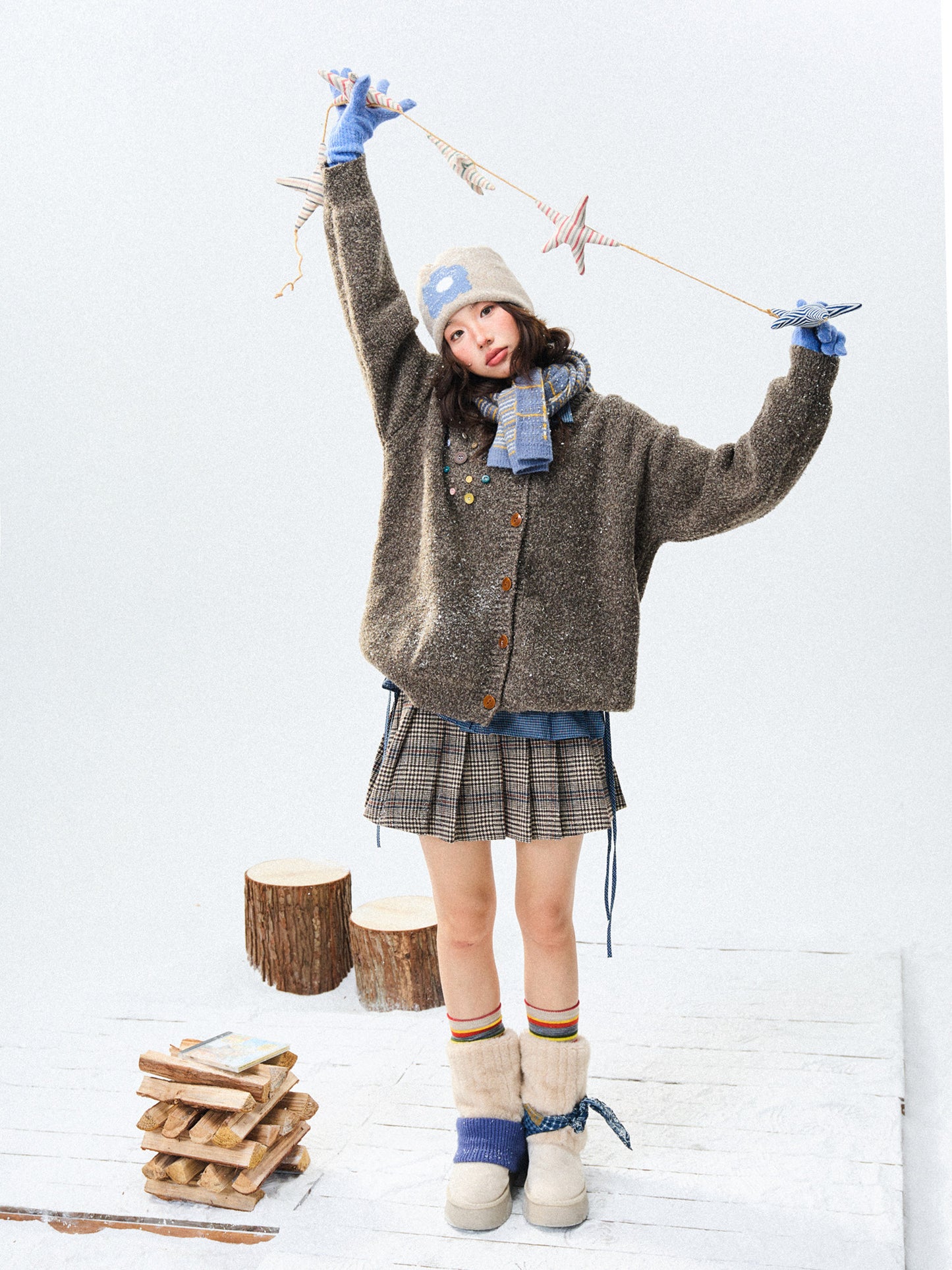 Crew Neck Button-Up Knit Cardigan NA9390
