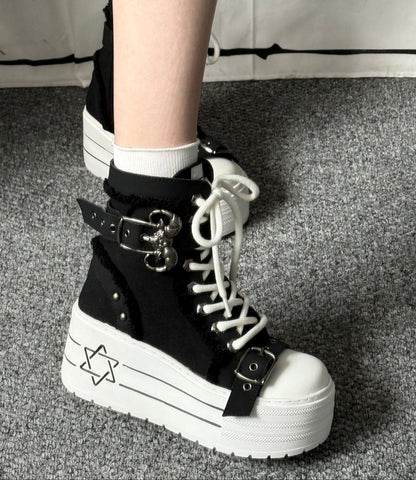 Punk Canvas Platform Sneaker Boots NA8478