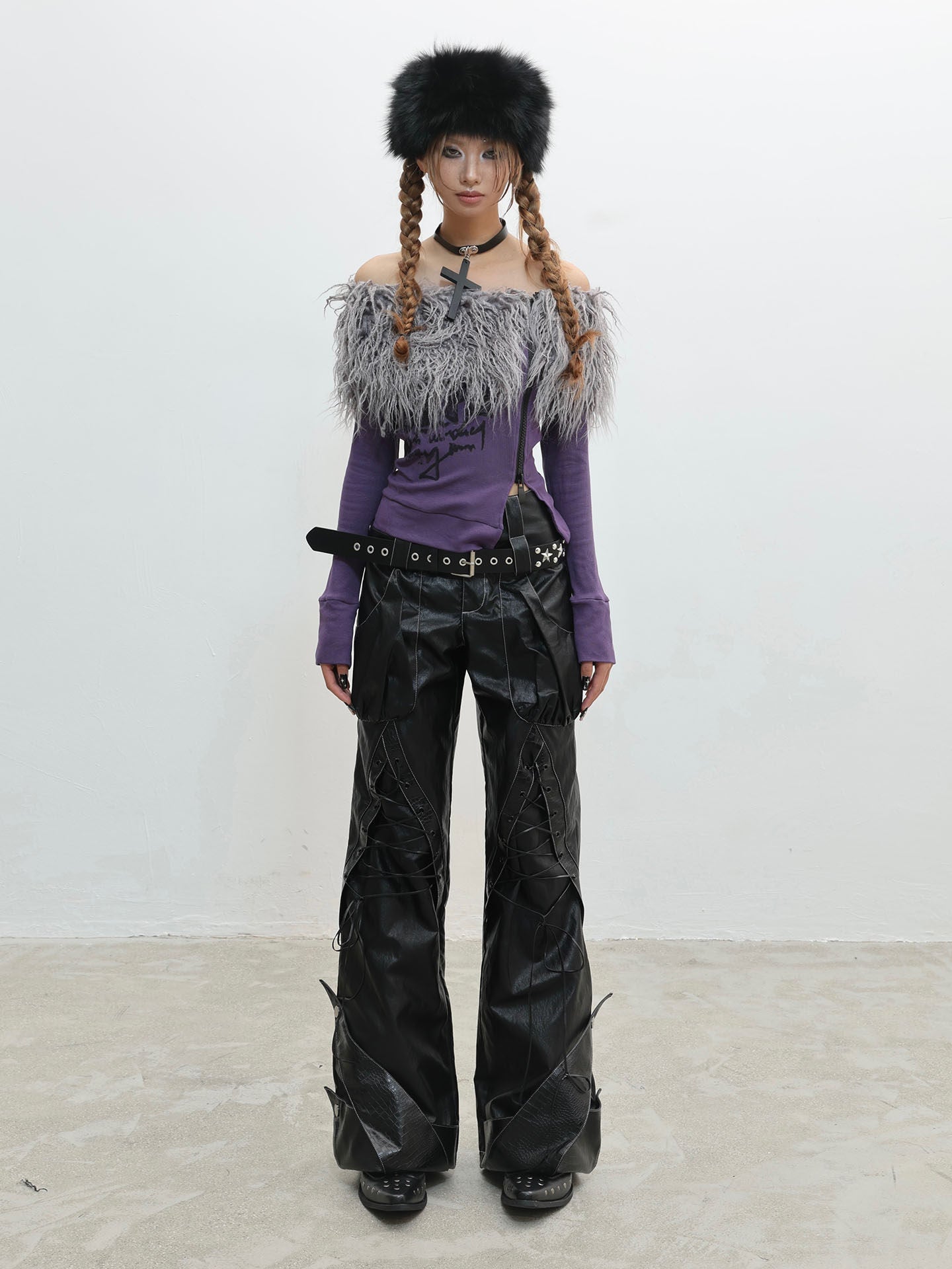 Fake Fur Trim Off-Shoulder Print Slim T-shirt NA8555