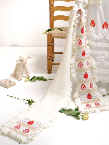 Strawberry Cake Jacquard Scarf NA8297