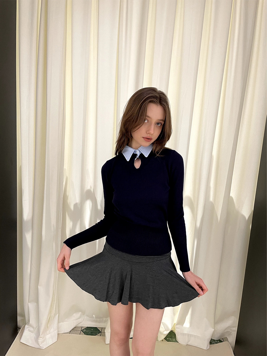 Collar Knit Sweater & Pleats Short Skirt Setup