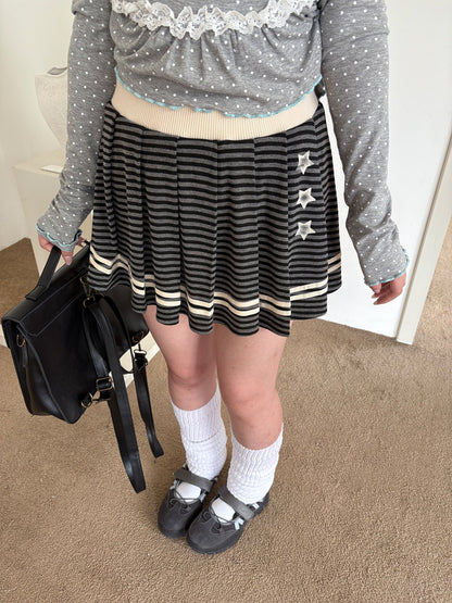 Star Print Pleated Striped Short Skirt NA9276