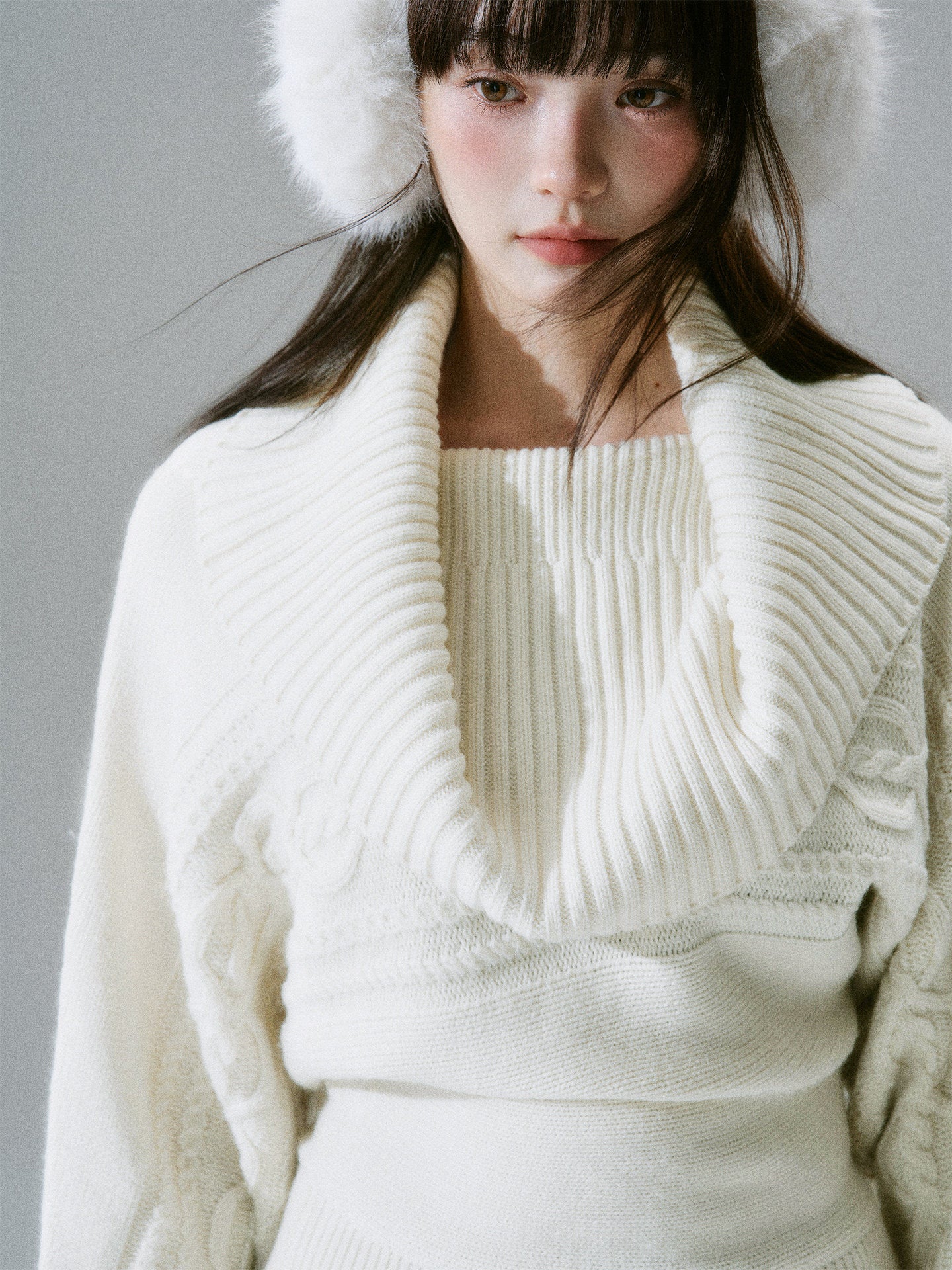 Ribbed Cowl Neck Cable Sleeve Knit Sweater NA8834