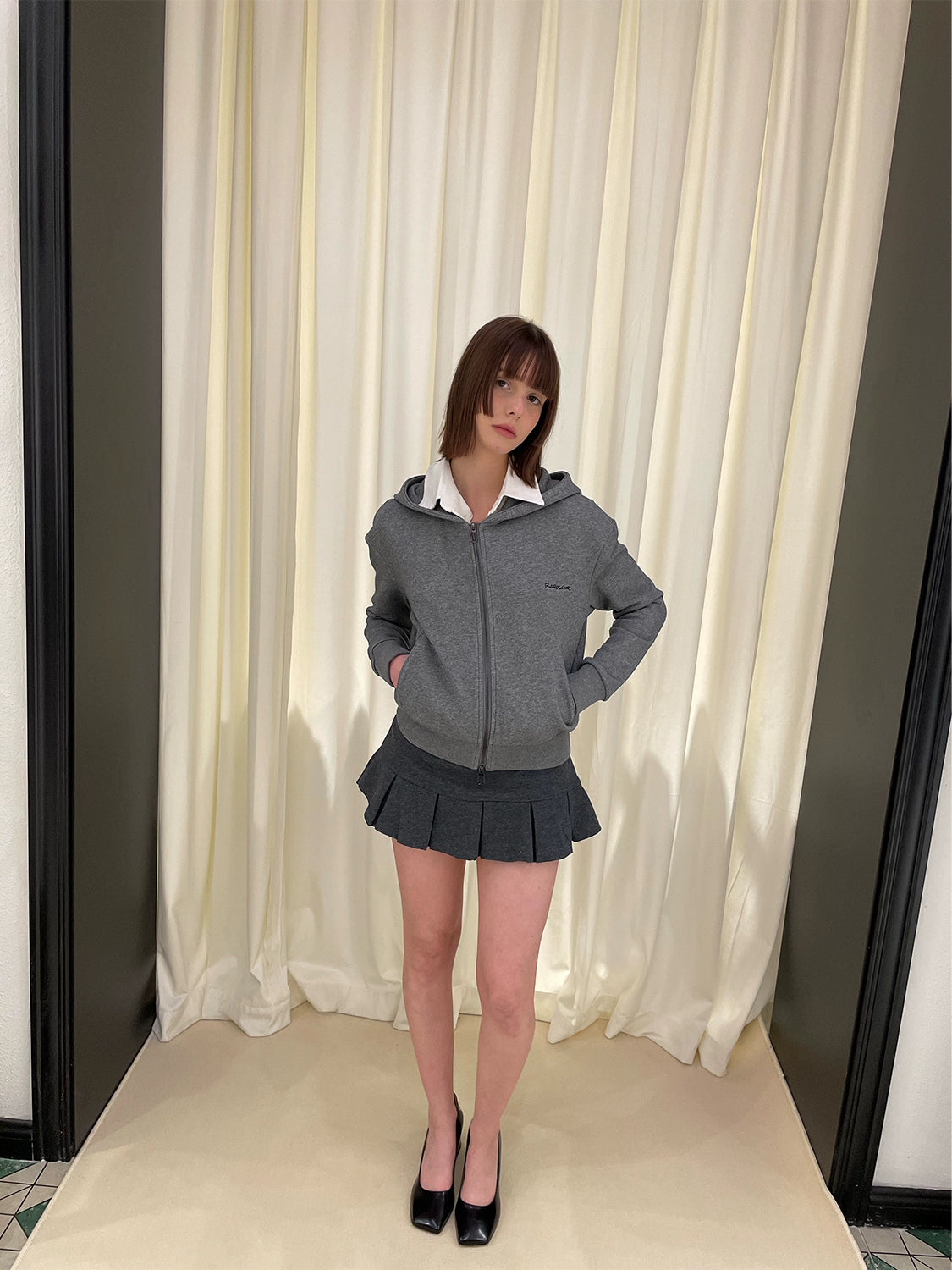 Zipper Hoodie & Pleated Short Skirt NA5991