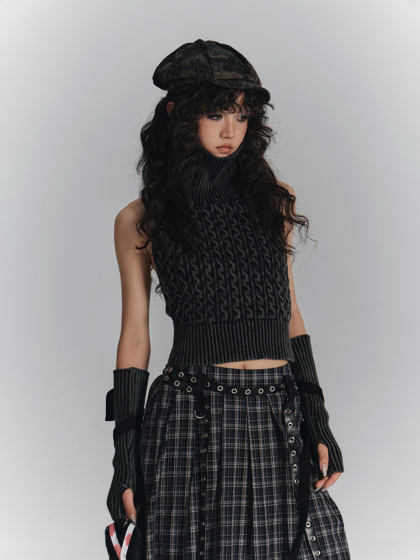 High-Neck Sleeveless Lace-Up Backless Knit Sweater & Arm Warmers NA8908
