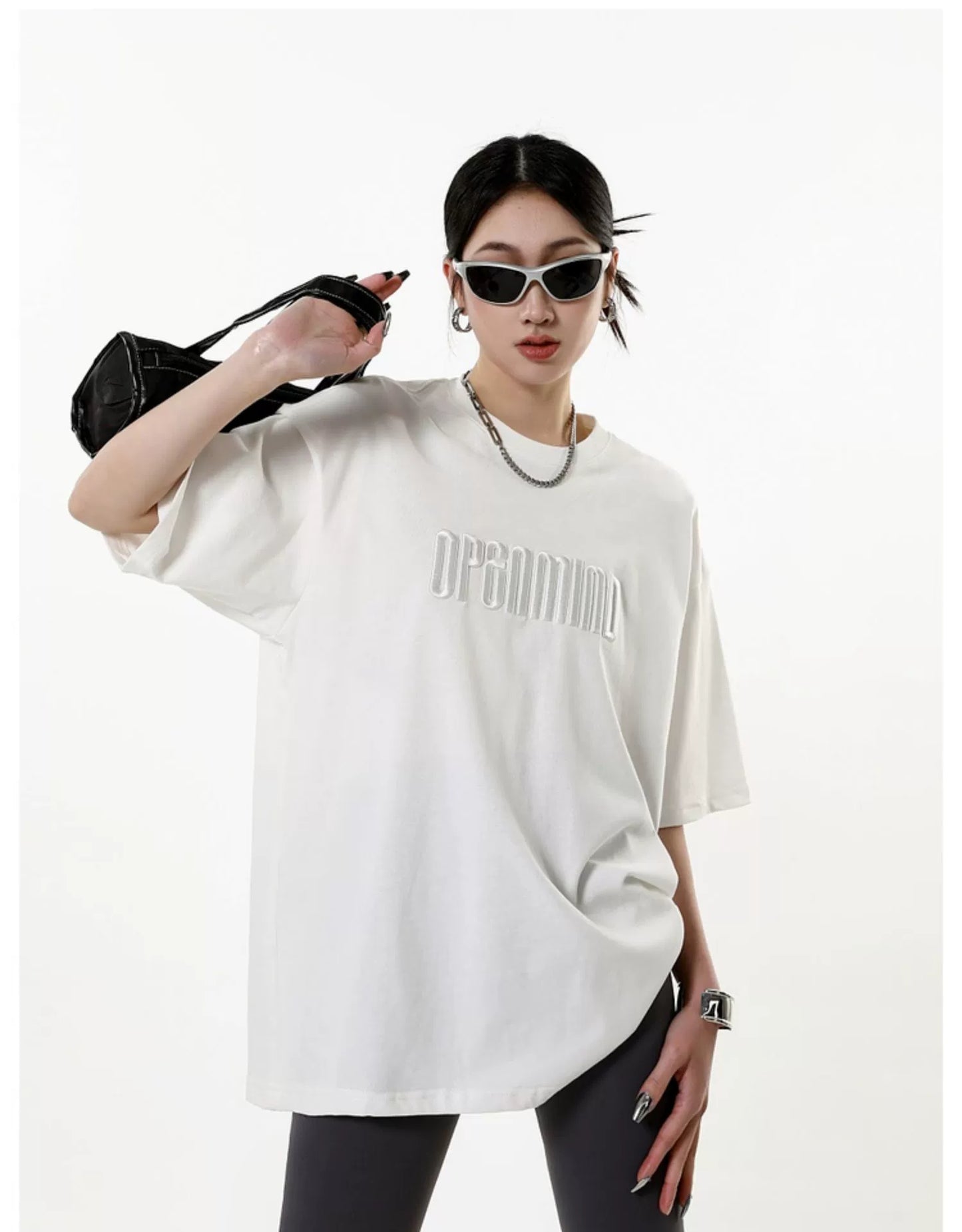 Round Neck Heavyweight Basic Short Sleeve T-Shirt NA2226