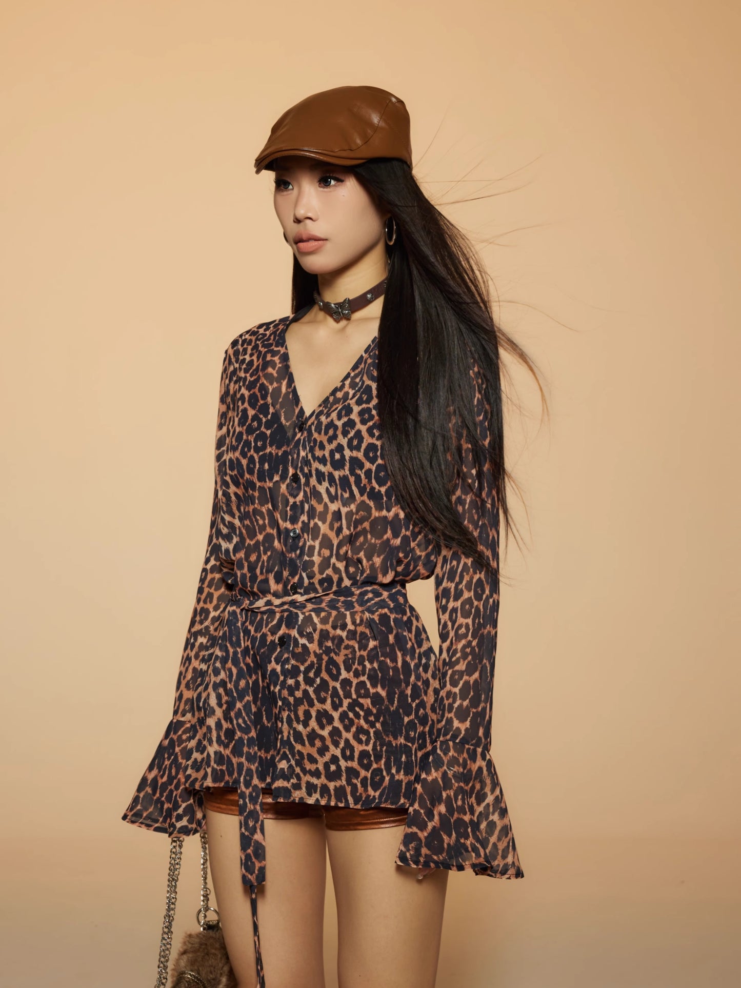 Leopard Pattern Chiffon V-neck Flare Sleeves Shirt NA3593