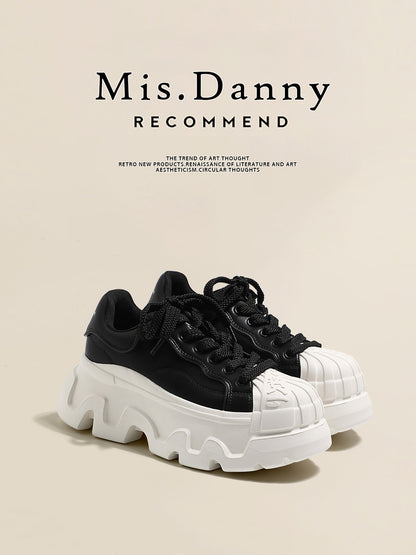 Platform Low-Top Sneakers NA8722