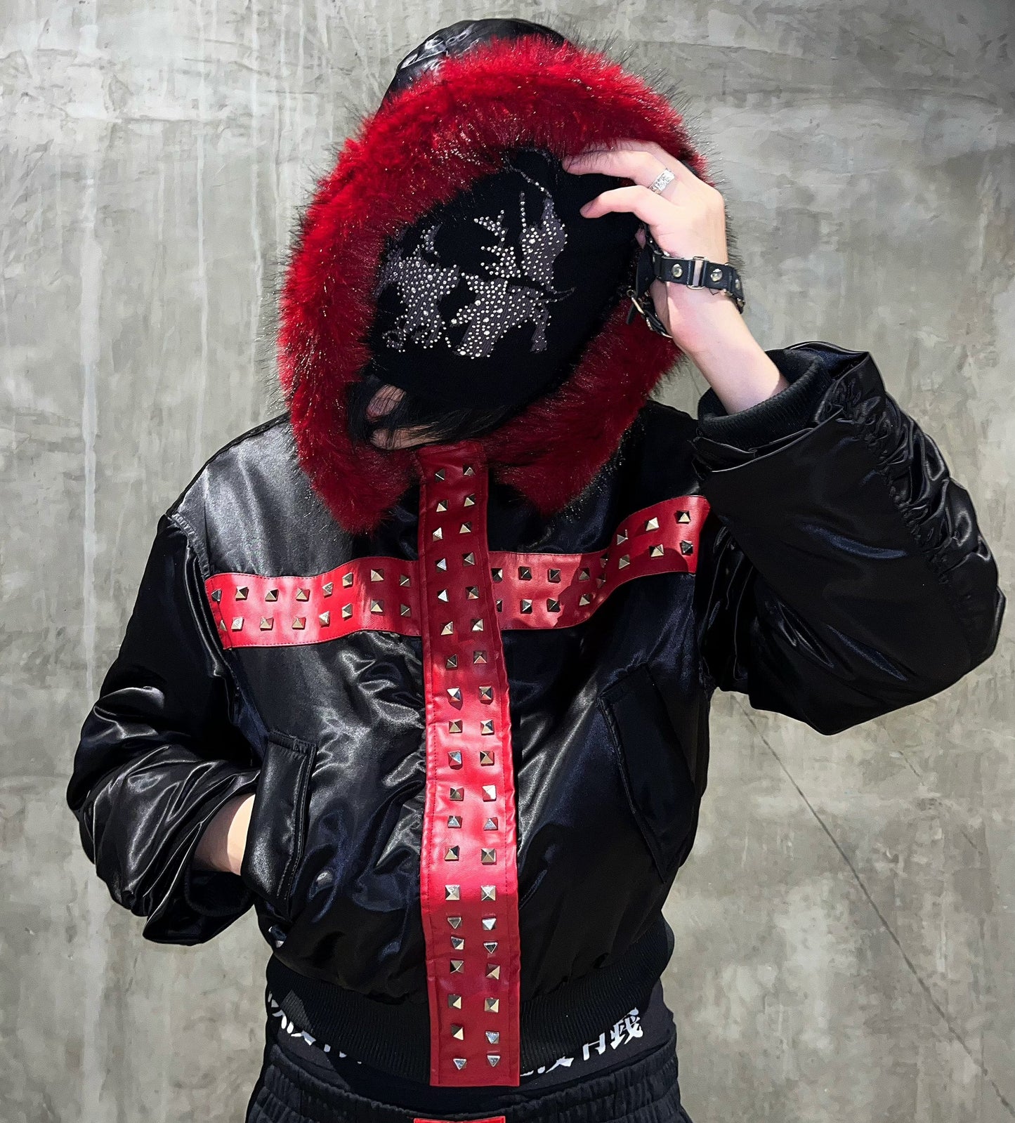 Metal Studs Fake Fur Slim Short Padded Jacket NA8368