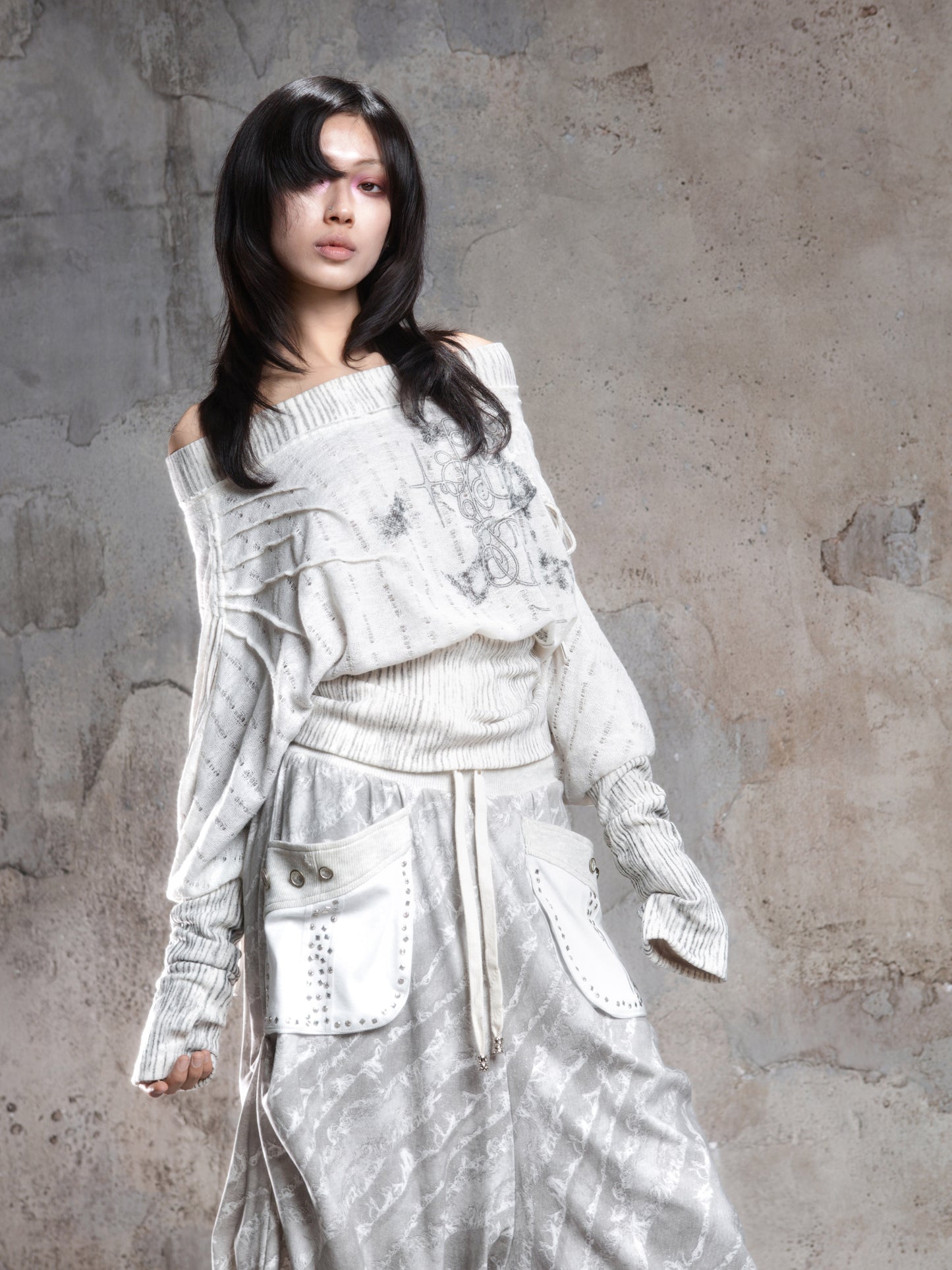 Floral Off-Shoulder Knit Sweater NA8360