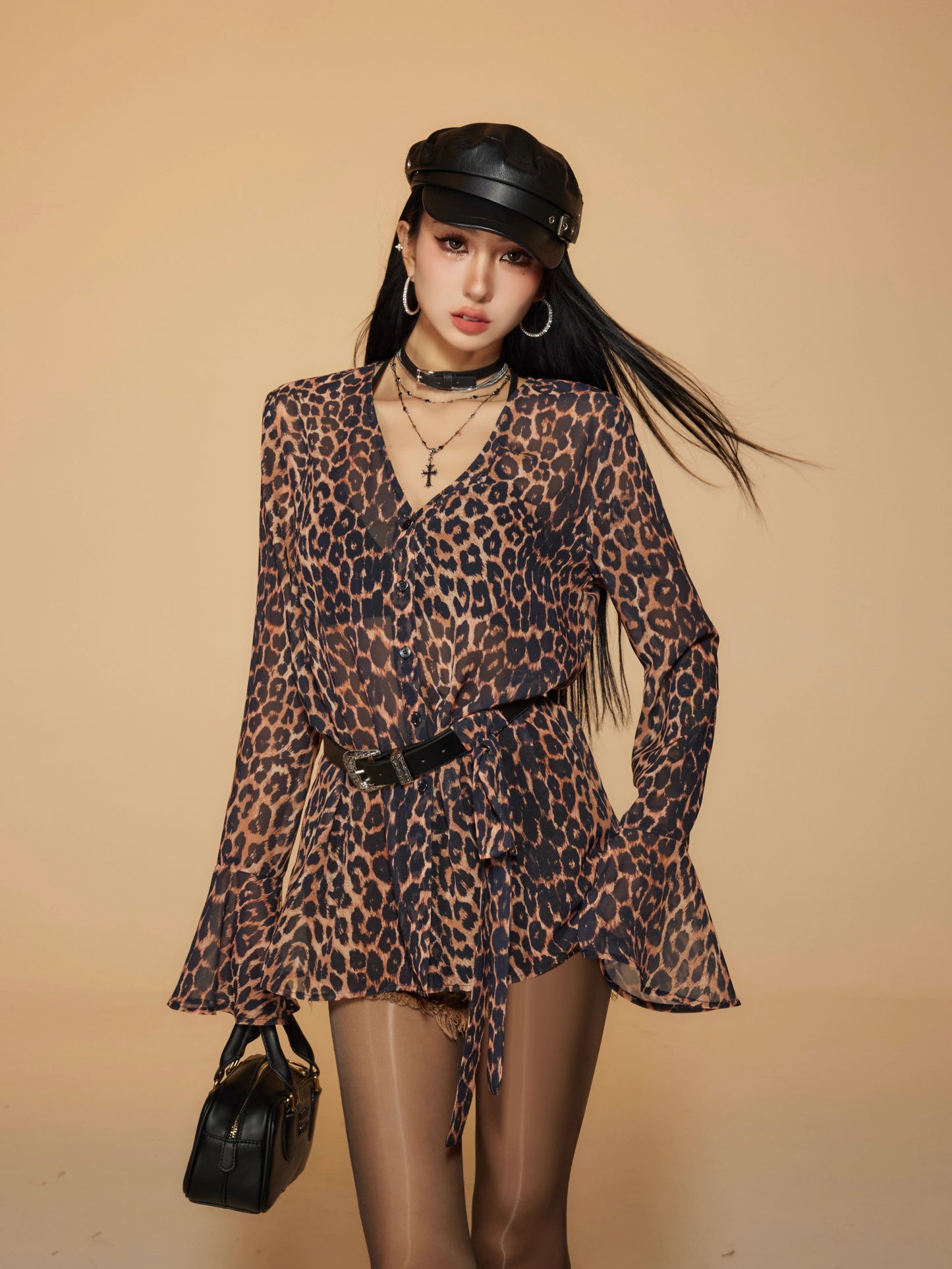 Leopard Pattern Chiffon V-neck Flare Sleeves Shirt NA3593