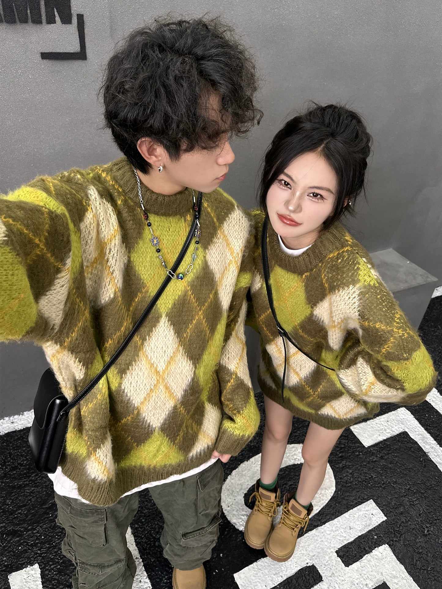 Plaid Round Neck Oversize Knit Sweater NA2907