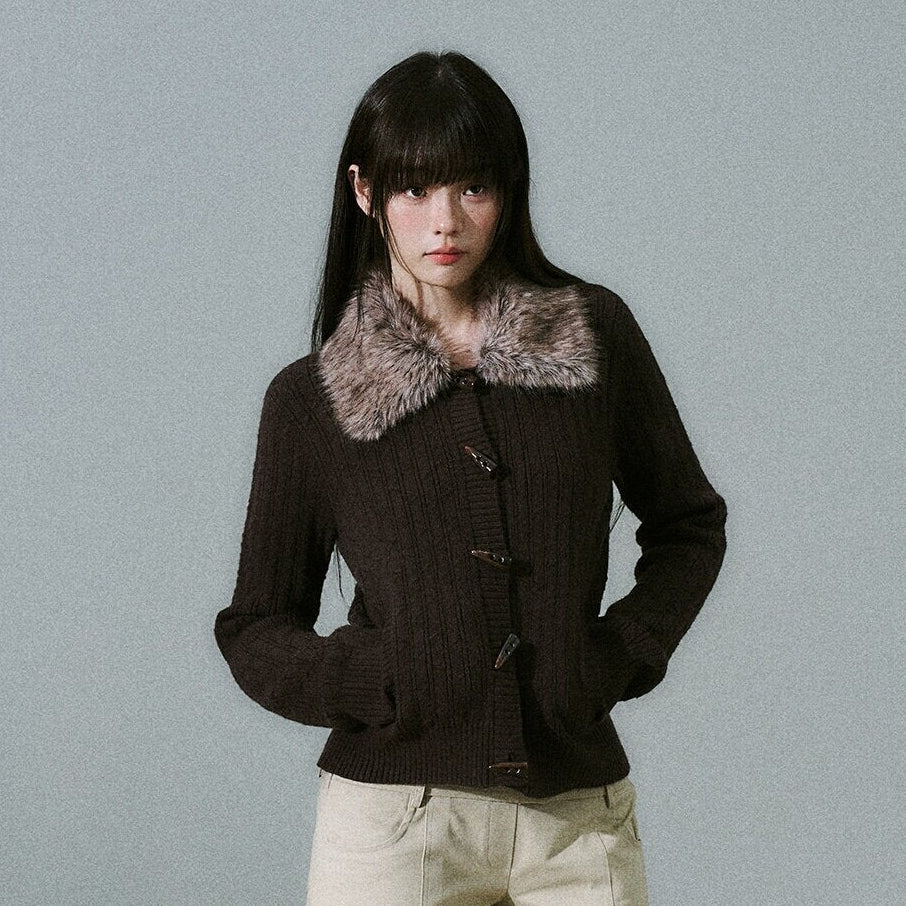 Slim Detachable Fur Collar Horn Button Sweater Jacket NA8790