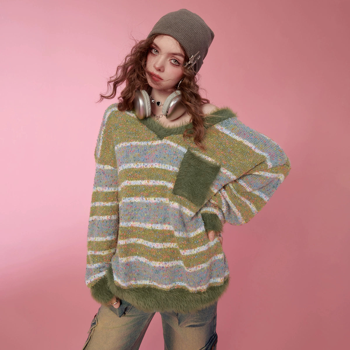 Stripe V-Neck Knit Sweater NA6956