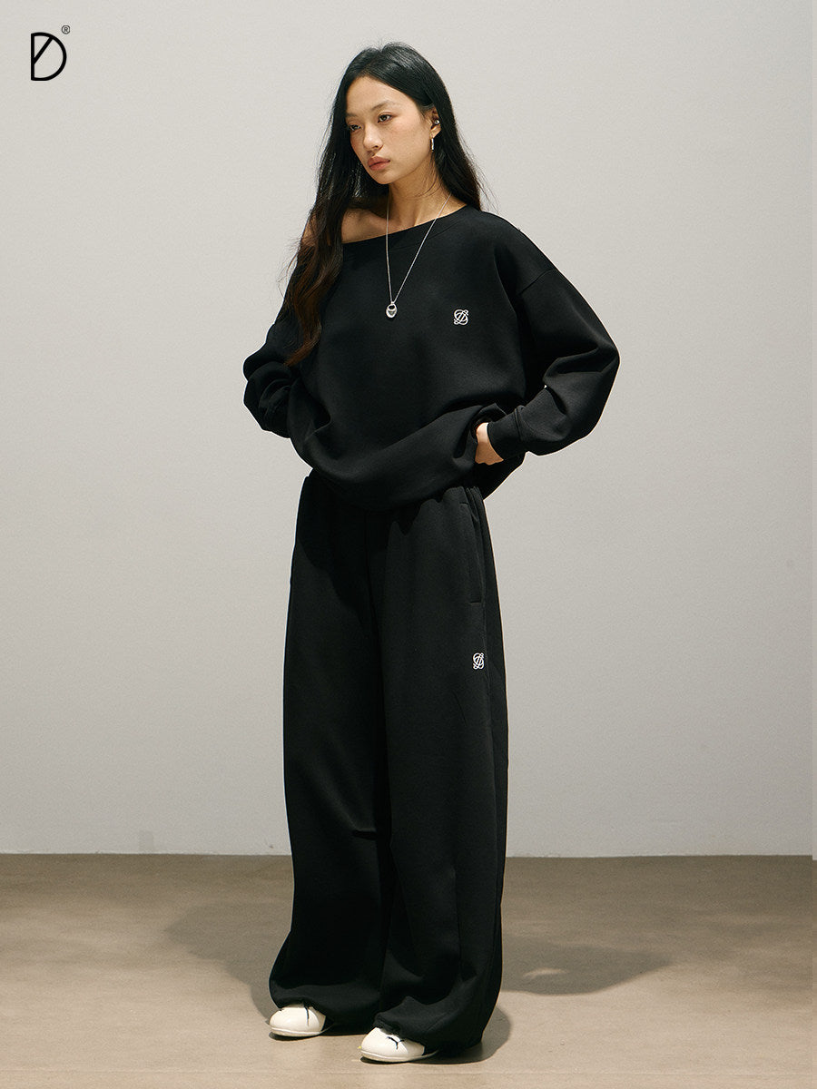 Off-Shoulder Oversize Sweatshirt & Adjustable Hem Sweatpants Setup NA8933